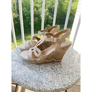 EuroSoft Wedge Heel Y2K Style Beige Zig Zag Size 9.5 by Sofft